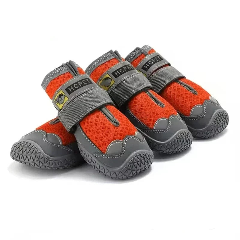Chaussures pour chien rouges et grises avec semelles antidérapantes et sangles réglables Oscar et Plume