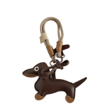 Porte-clés original teckel en cuir marron avec finitions soignées signé Oscar et Plume