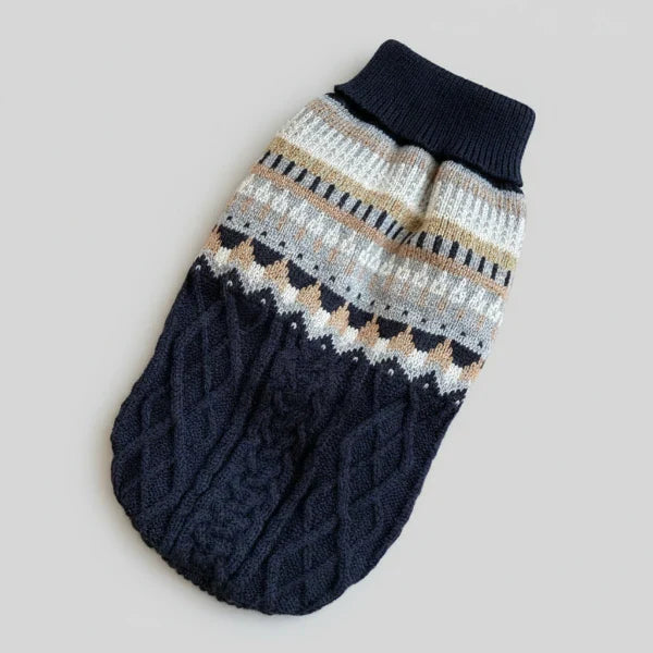 Pull col roulé pour chien en tricot bleu marine avec motifs élégants et doux