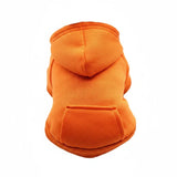 Sweat capuche pour petit chien couleur orange chaud et confortable avec poche arrière par Oscar et Plume
